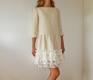 Robe Blanche Taille 38 - S INDISPONIBLE